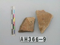 藏品(褐釉器殘件)的圖片